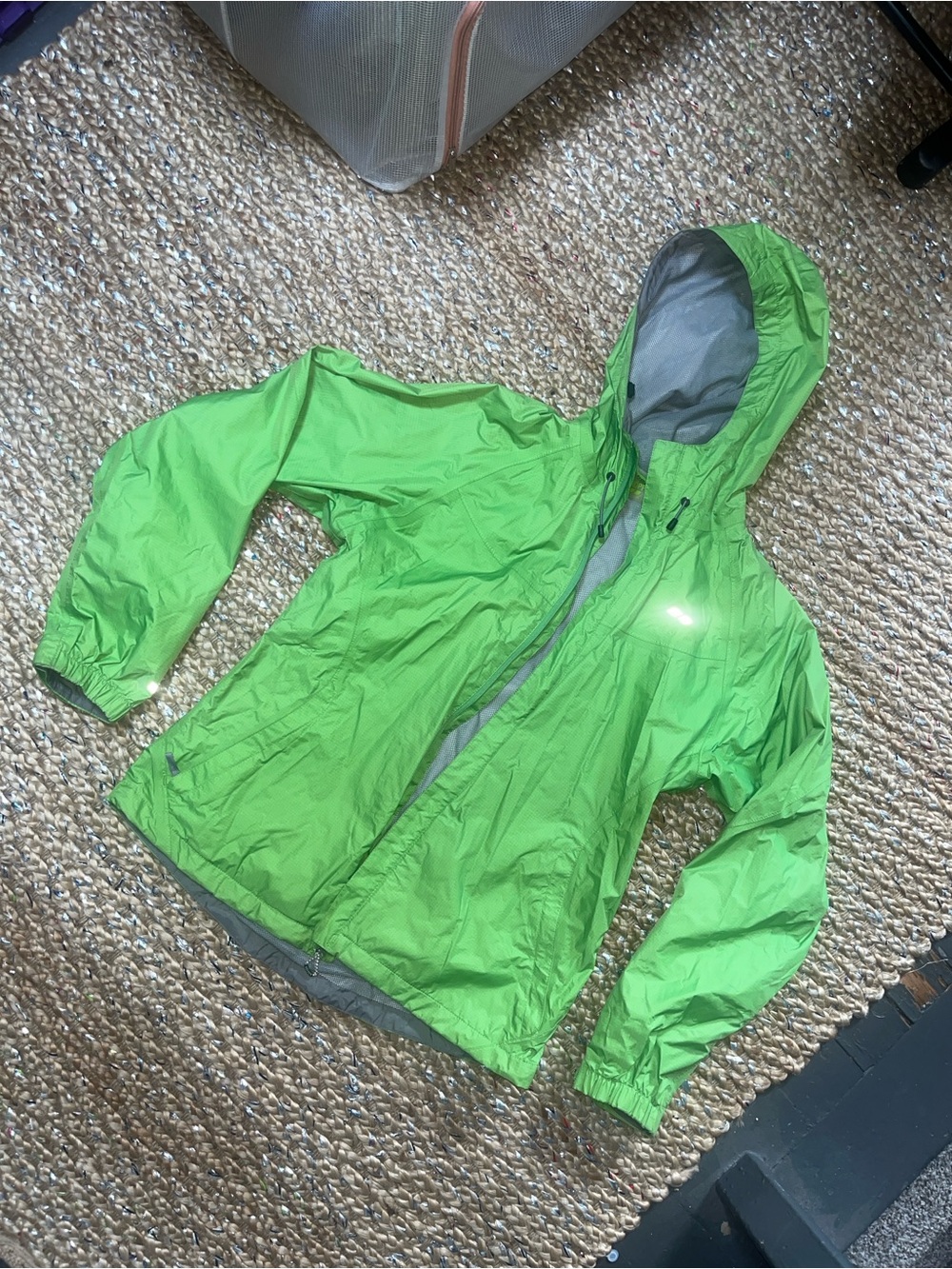 Koppen Lime Green Hooded Rain Jacket